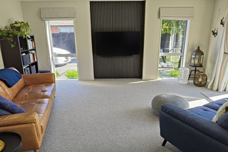 Photo of property in 8 Churchill Drive, Rangiora, 7400