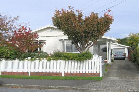 Photo of property in 5 Ropata Crescent, Boulcott, Lower Hutt, 5010