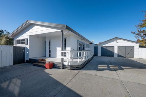 Photo of property in 15a Augustus Earle Place, Pukehangi, Rotorua, 3015