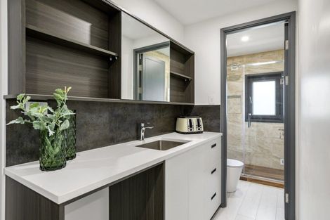 Photo of property in 48a Peter Terrace, Castor Bay, Auckland, 0620