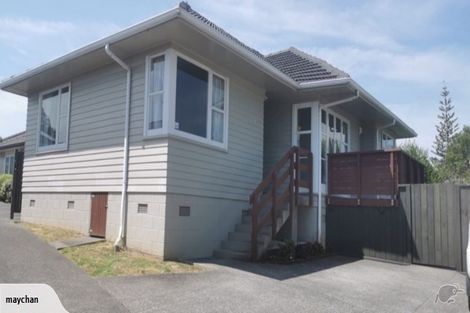 Photo of property in 111 Ennis Avenue, Pakuranga Heights, Auckland, 2010