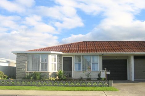 Photo of property in 901 Avenue Road East, Parkvale, Hastings, 4122