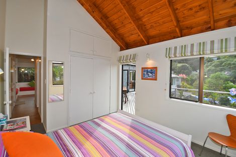 Photo of property in 6 Hillside Crescent, Leigh, 0985