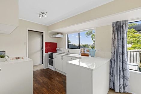 Photo of property in 2/130 Glamorgan Drive, Torbay, Auckland, 0630