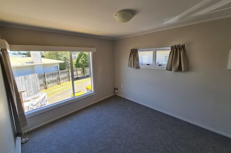 Photo of property in 40a Peach Road, Glenfield, Auckland, 0629