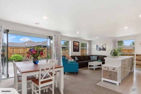 Photo of property in 12 Evelyn Place, Papamoa Beach, Papamoa, 3118