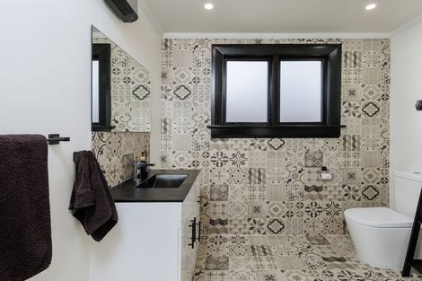 Photo of property in 30 Coronation Street, Waimate, 7924