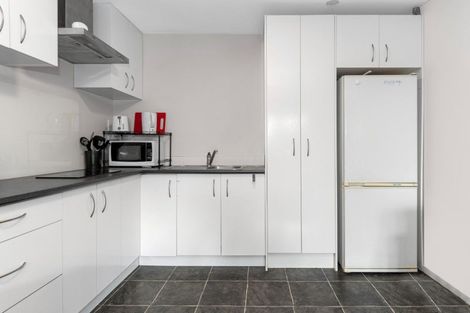 Photo of property in 18 James Cook Drive, Welcome Bay, Tauranga, 3112