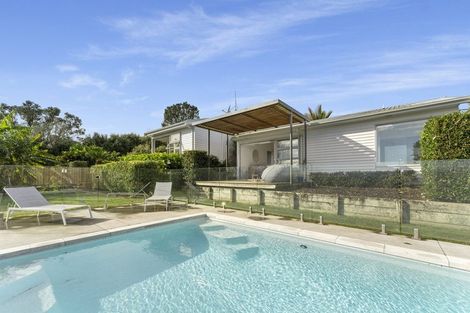 Photo of property in 4 Hillford Place, Welcome Bay, Tauranga, 3175