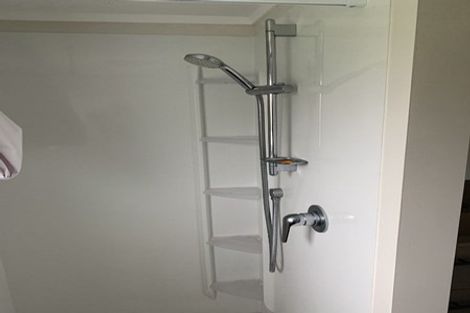 Photo of property in 44 Carrington Avenue, Hillcrest, Hamilton, 3216