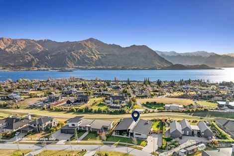 Photo of property in 21 Valley Crescent, Wanaka, 9305