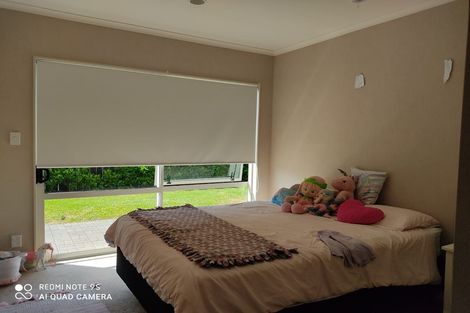Photo of property in 35 Stranraer Crescent, Wattle Downs, Auckland, 2103