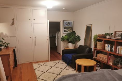 Photo of property in 8 Arnold Street, Sumner, Christchurch, 8081