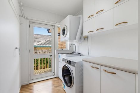 Photo of property in 36 Stewart Gibson Place, Manurewa, Auckland, 2105