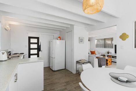 Photo of property in 116a Durrant Drive, Whangamata, 3620