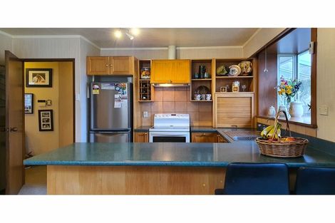 Photo of property in 26 Walton Park Avenue, Fairfield, Dunedin, 9018