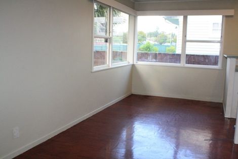 Photo of property in 119 Gills Road, Bucklands Beach, Auckland, 2014