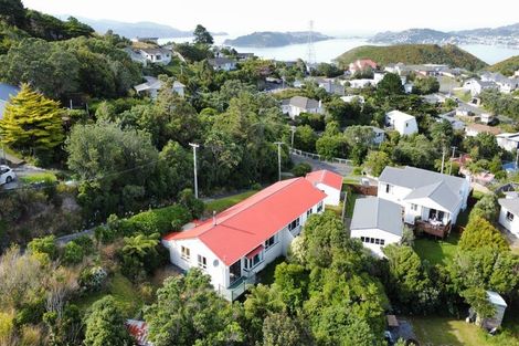 Photo of property in 81b Black Rock Road, Newlands, Wellington, 6037