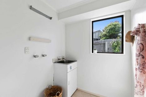 Photo of property in 36 Dominica Crescent, Grenada Village, Wellington, 6037