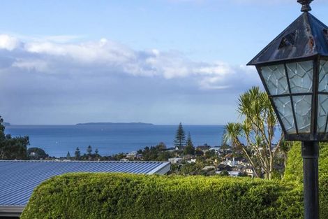 Photo of property in 175 Kowhai Road, Mairangi Bay, Auckland, 0630