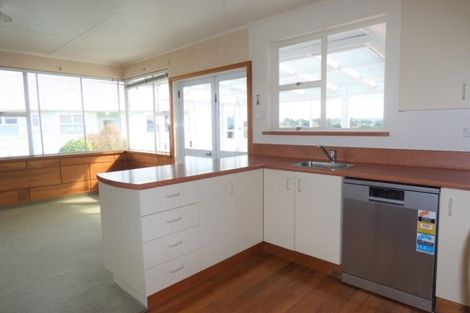 Photo of property in 10 Arrow Crescent, Holmes Hill, Oamaru, 9401