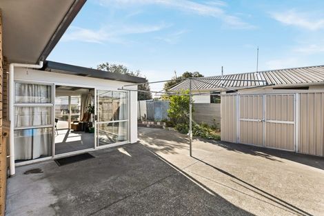 Photo of property in 28a Howard Road, Taradale, Napier, 4112