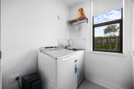 Photo of property in 2 Troop Road, Papakura, 2110