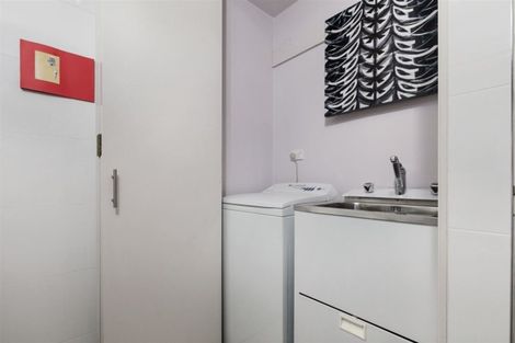 Photo of property in 2/24 Aramoana Avenue, Devonport, Auckland, 0624