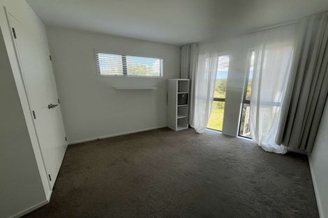 Photo of property in 130d Tiriwa Drive, Massey, Auckland, 0614