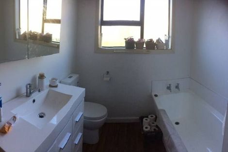 Photo of property in 41 Cumnor Terrace, Woolston, Christchurch, 8023