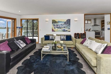 Photo of property in 39a Beresford Street, Bayswater, Auckland, 0622