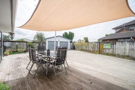 Photo of property in 53 Raglan Avenue, Cloverlea, Palmerston North, 4412