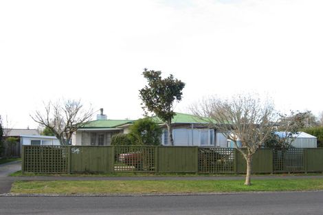 Photo of property in 54 Morris Road, Hillcrest, Hamilton, 3216