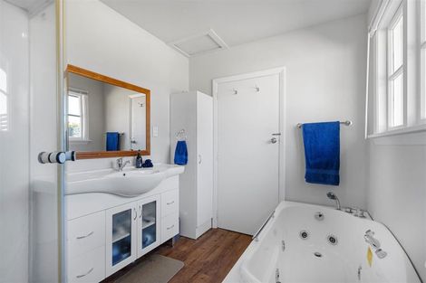 Photo of property in 42 Bevington Street, Avonhead, Christchurch, 8042