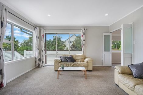 Photo of property in 34 Danbury Drive, Torbay, Auckland, 0630