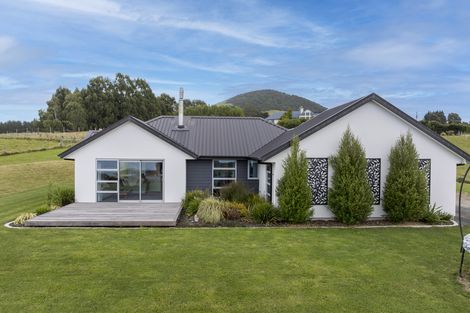 Photo of property in 212 Mcmaster Road, Saddle Hill, Dunedin, 9076