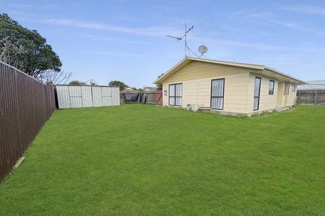 Photo of property in 51 Rimu Street, Levin, 5510