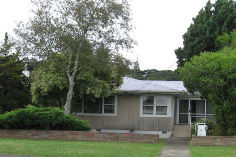 Photo of property in 18 Huruhuru Road, Massey, Auckland, 0614