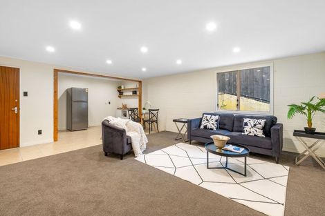 Photo of property in 99 Kaikorai Valley Road, Glenross, Dunedin, 9011