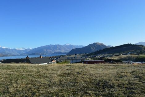 Photo of property in 10 Mataraki Place, Wanaka, 9305
