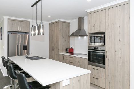 Photo of property in 240 Dixon Road, Fitzroy, Hamilton, 3206