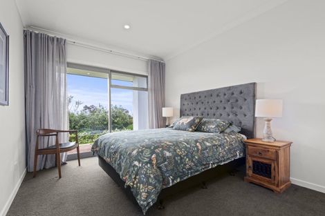 Photo of property in 12 Fleetwood Lane, Turitea, Palmerston North, 4472
