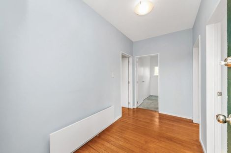 Photo of property in 1/5 Winters Road, Redwood, Christchurch, 8051