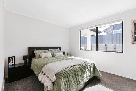Photo of property in 15 Godwit Lane, Welcome Bay, Tauranga, 3112