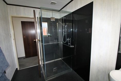 Photo of property in 10 Smith Street, Dannevirke, 4930