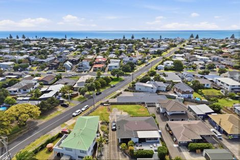 Photo of property in 2 Clyde Street, Mount Maunganui, 3116