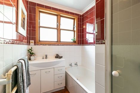 Photo of property in 30 Voltaire Street, Karori, Wellington, 6012