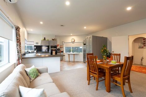 Photo of property in 123b Bartholomew Road, Levin, 5510