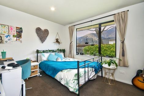 Photo of property in 7 Haddow's Place, Lake Hayes, Queenstown, 9304