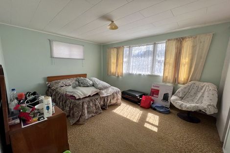 Photo of property in 15 Frances Street, Tirau, 3410